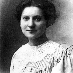 Image of Vittoria  Notari Cuzzer